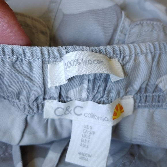 C & C California - Grey 6 pocket cargo pants, elastic waist with drawstring - S - Picture 9 of 10